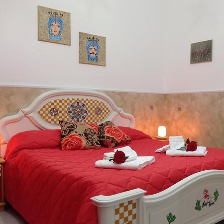 Mary Home - Casa Vacanza Taormina Eksteriør billede