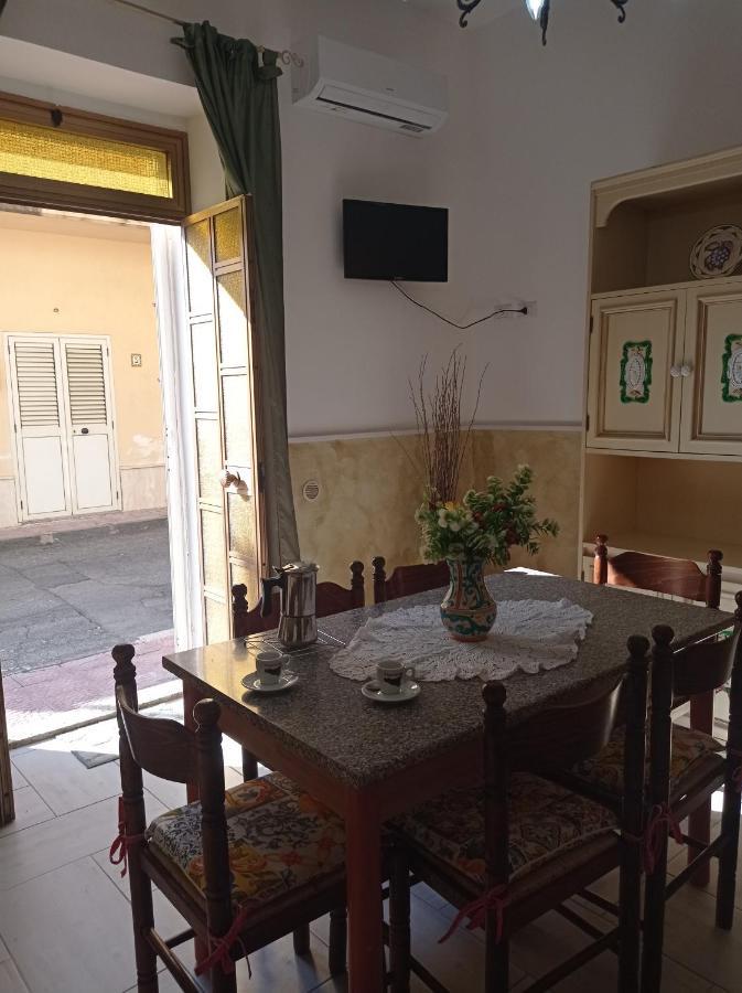 Mary Home - Casa Vacanza Taormina Eksteriør billede